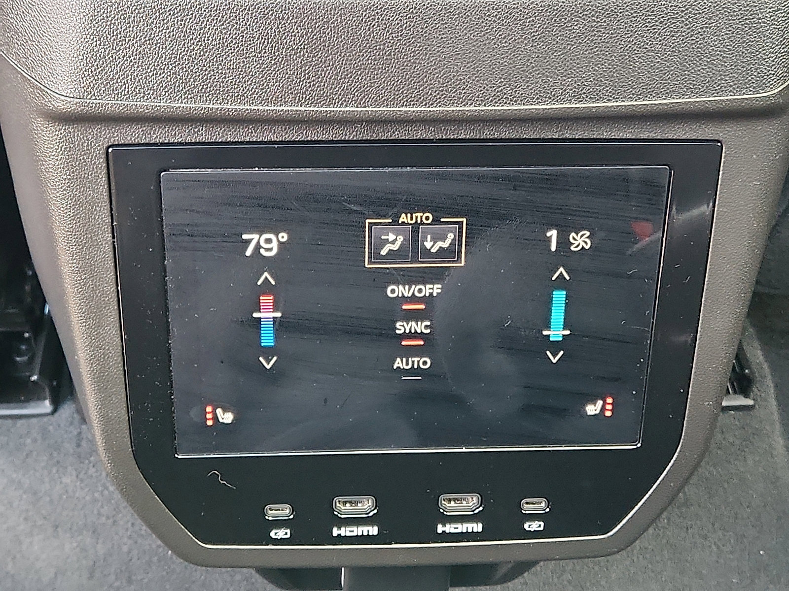 Used 2026 GMC Yukon AT4 Ultimate AWD/4WD image 12