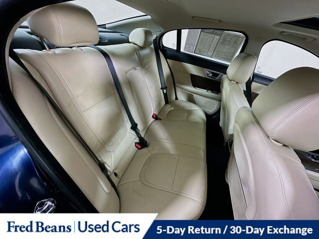 Used 2014 Jaguar XF 3.0 image 29