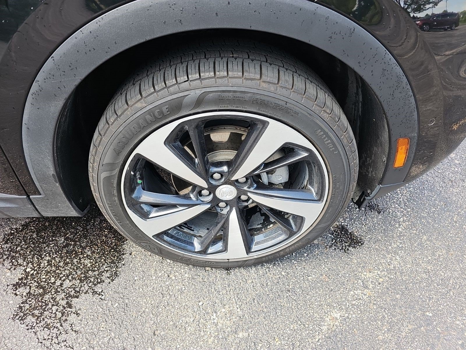 Used 2021 Buick Envision Essence AWD/4WD image 9