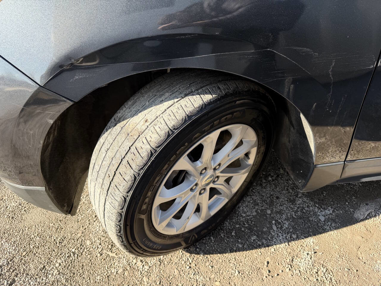 Used 2018 Chevrolet Equinox LS image 20