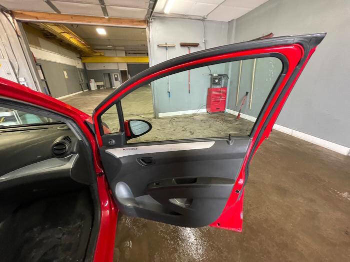 Used 2014 Chevrolet Spark LS FWD image 30