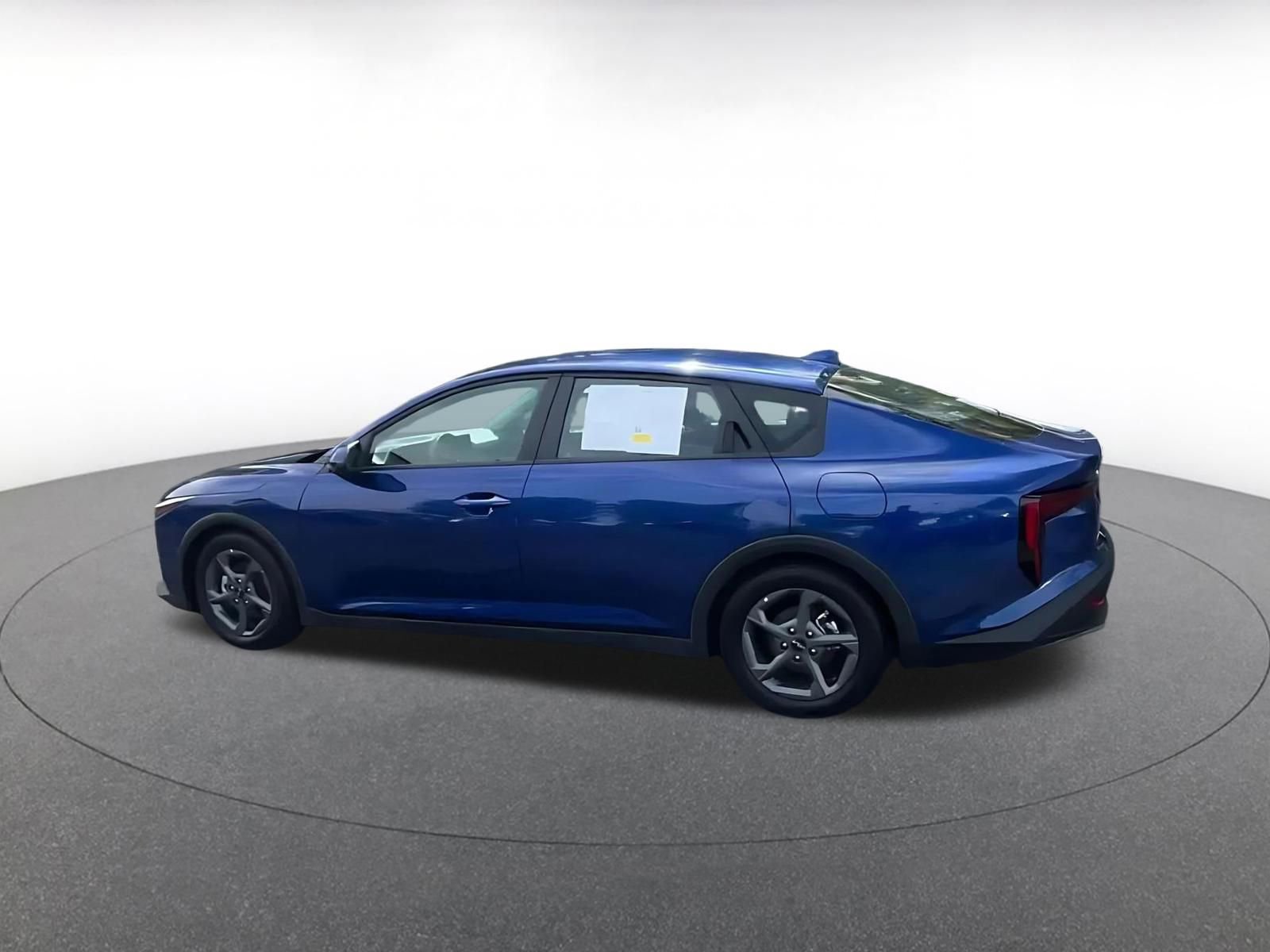 Used 2025 Kia K4 FWD image 9