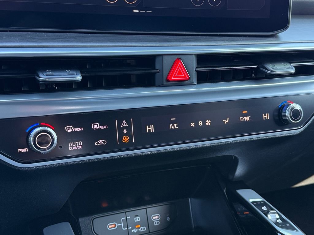 New 2025 Kia Sorento SX Prestige image 17