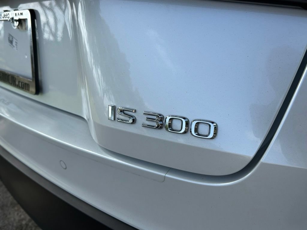 Used 2024 Lexus IS 300 w/ Comfort Package RWD image 41