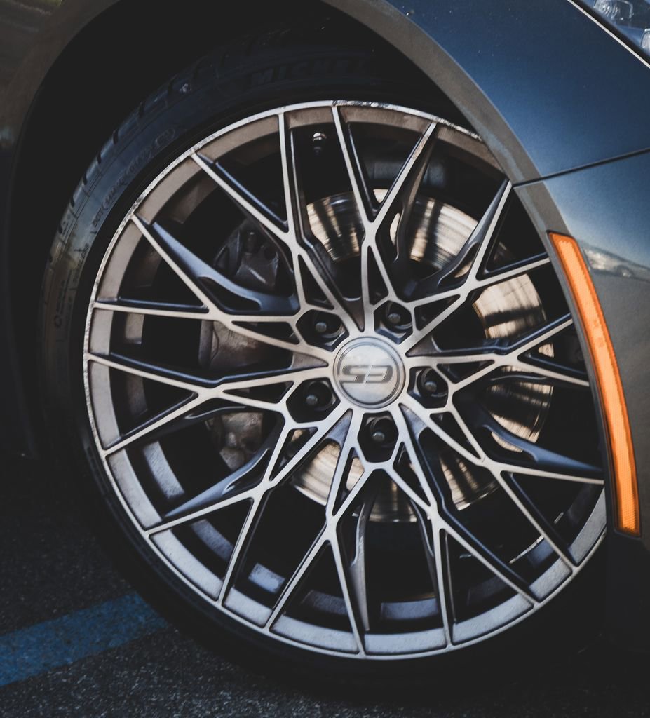 Used 2018 Chevrolet Corvette Stingray Coupe w/ 1LT RWD image 24