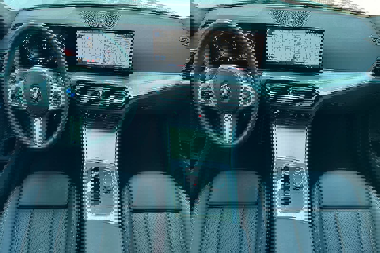 Used 2023 BMW M340i w/ Shadowloine Package image 4