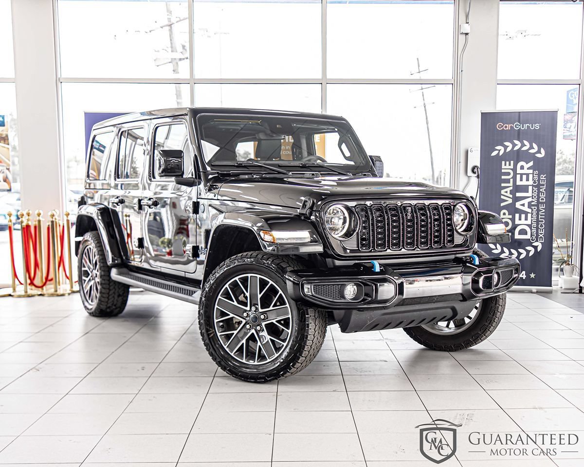 Used 2024 Jeep Wrangler High Altitude AWD/4WD image 3