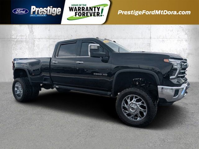 Used 2024 Chevrolet Silverado 3500 LTZ w/ LTZ Convenience Package AWD/4WD image 1