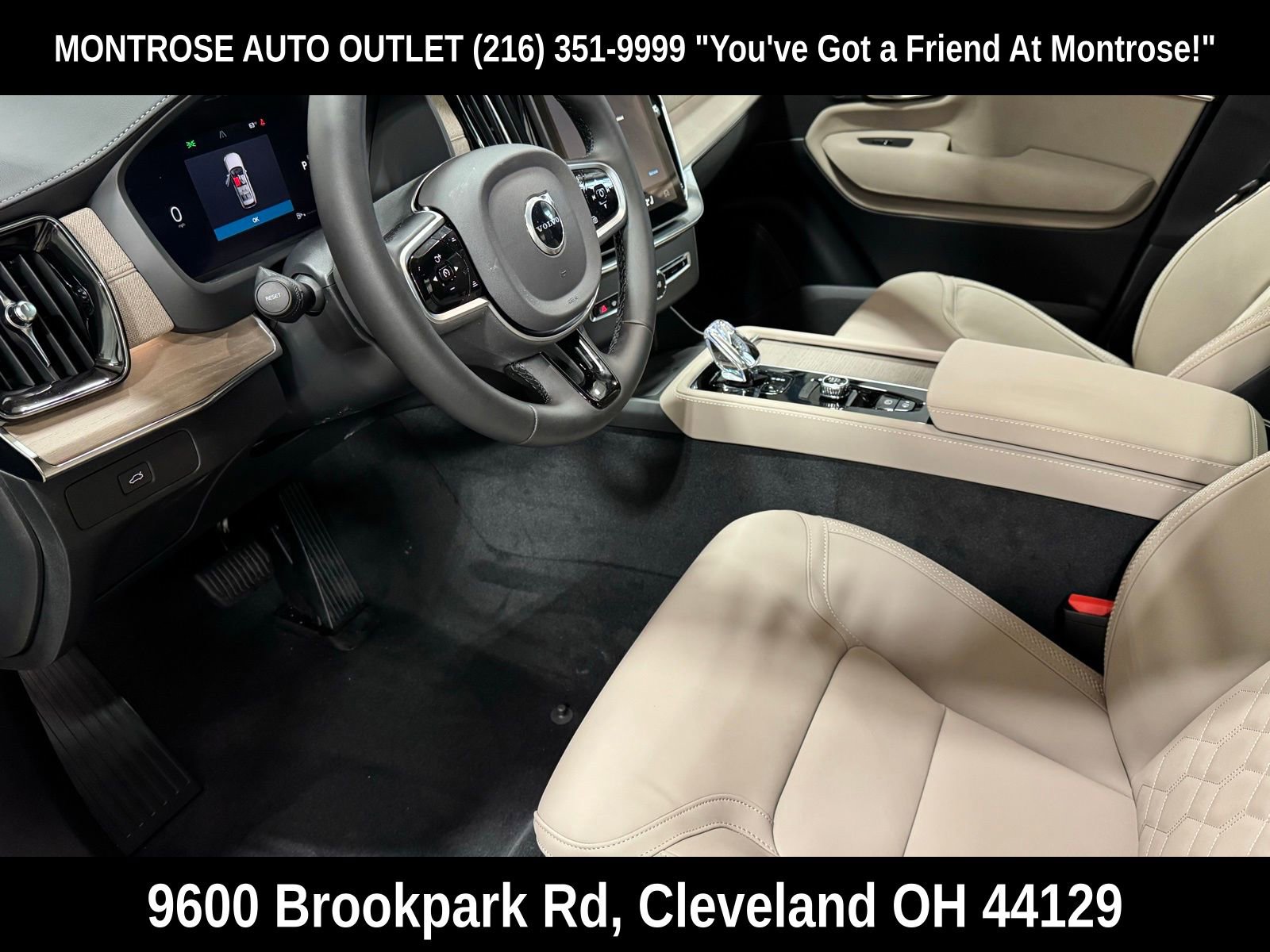 New 2026 Volvo XC90 B6 Plus w/ Protection Package Premier AWD/4WD image 12