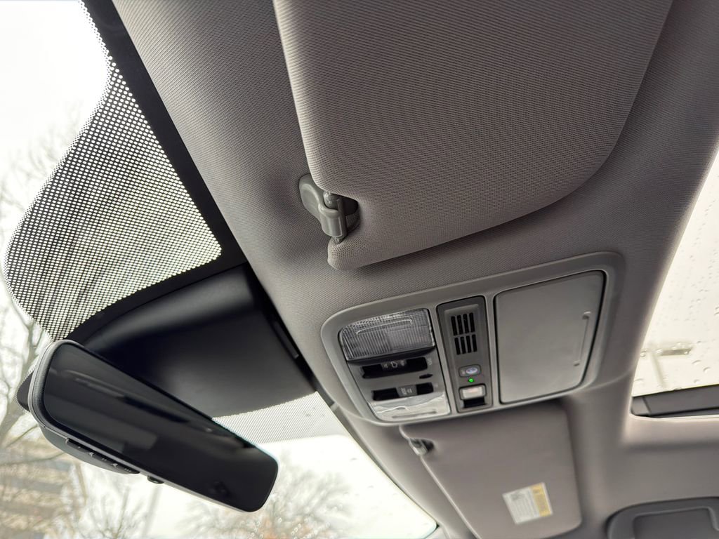 Used 2024 Honda Odyssey Touring image 35