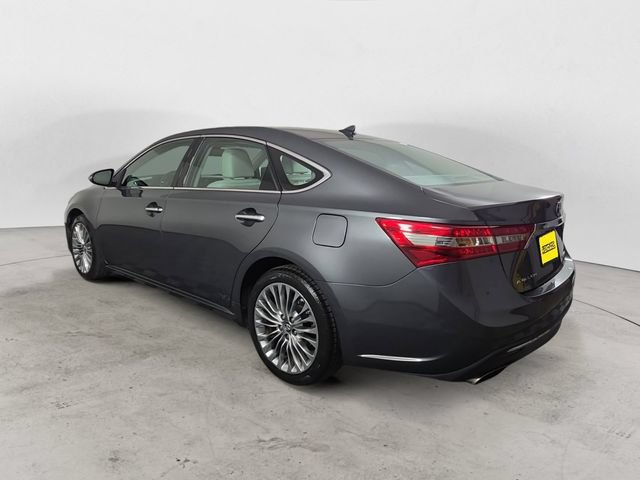 Used 2016 Toyota Avalon Limited FWD image 3
