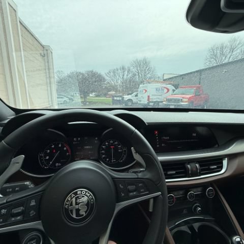 Used 2018 Alfa Romeo Stelvio Ti Sport AWD/4WD image 11