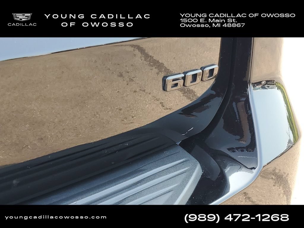 Used 2023 Cadillac Escalade ESV Sport Platinum w/ LPO, ONYX Package AWD/4WD image 38