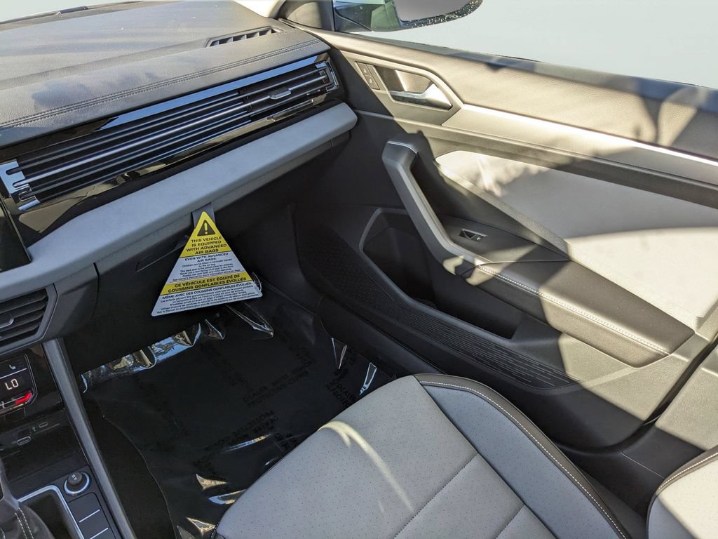 New 2026 Volkswagen Jetta SE FWD image 13
