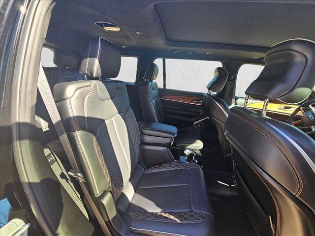 Used 2021 Jeep Grand Cherokee L Summit image 14