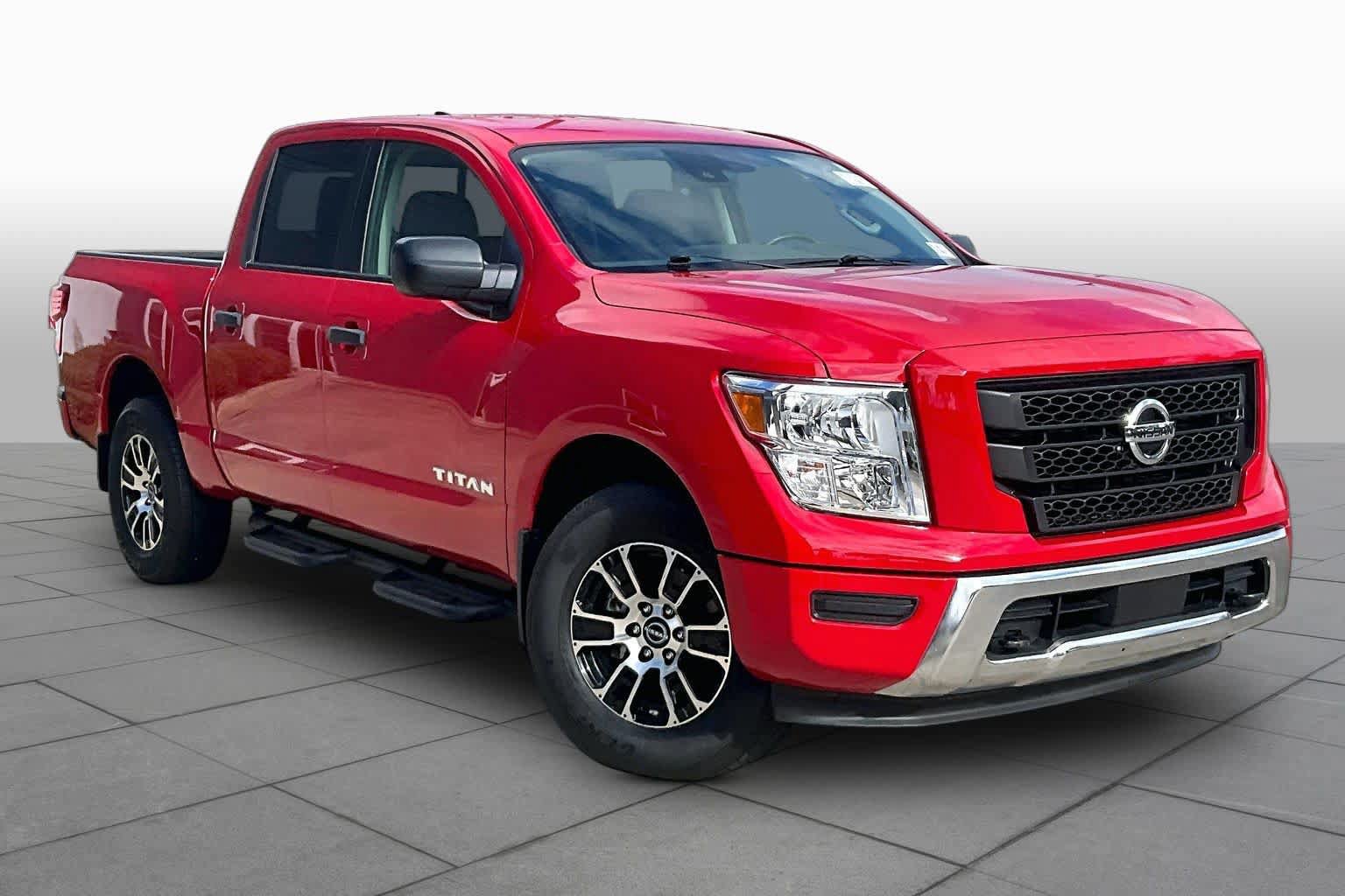 Certified 2024 Nissan Titan SV w/ Accessory Utility Package AWD/4WD image 3