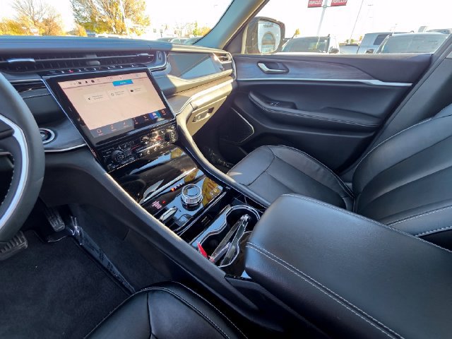 Used 2022 Jeep Grand Cherokee Limited 4xe AWD/4WD image 24