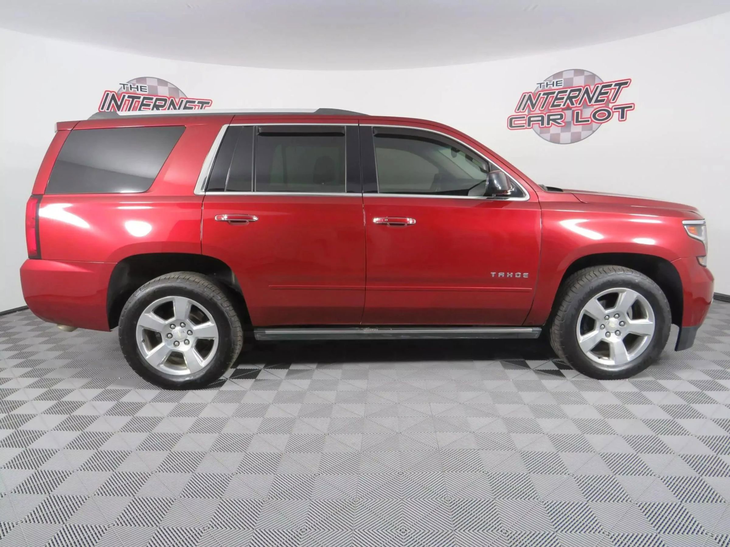 Used 2020 Chevrolet Tahoe Premier AWD/4WD image 8