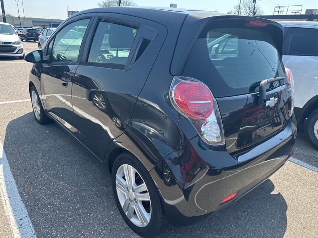Used 2014 Chevrolet Spark LT FWD image 5