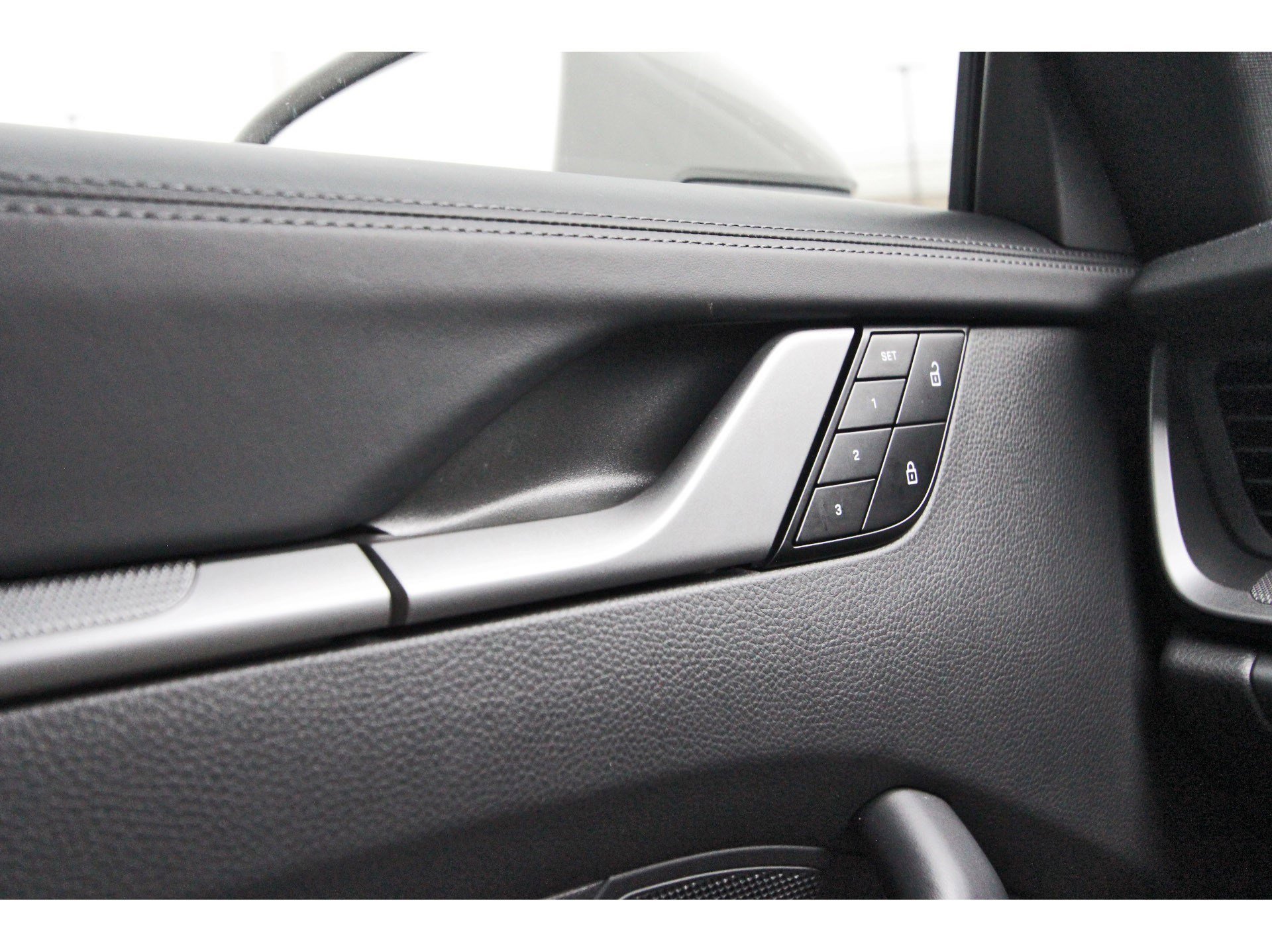 Used 2025 Porsche 911 Carrera S image 17