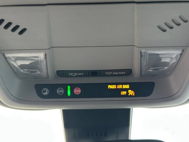 Used 2024 GMC Terrain SLE AWD/4WD image 35