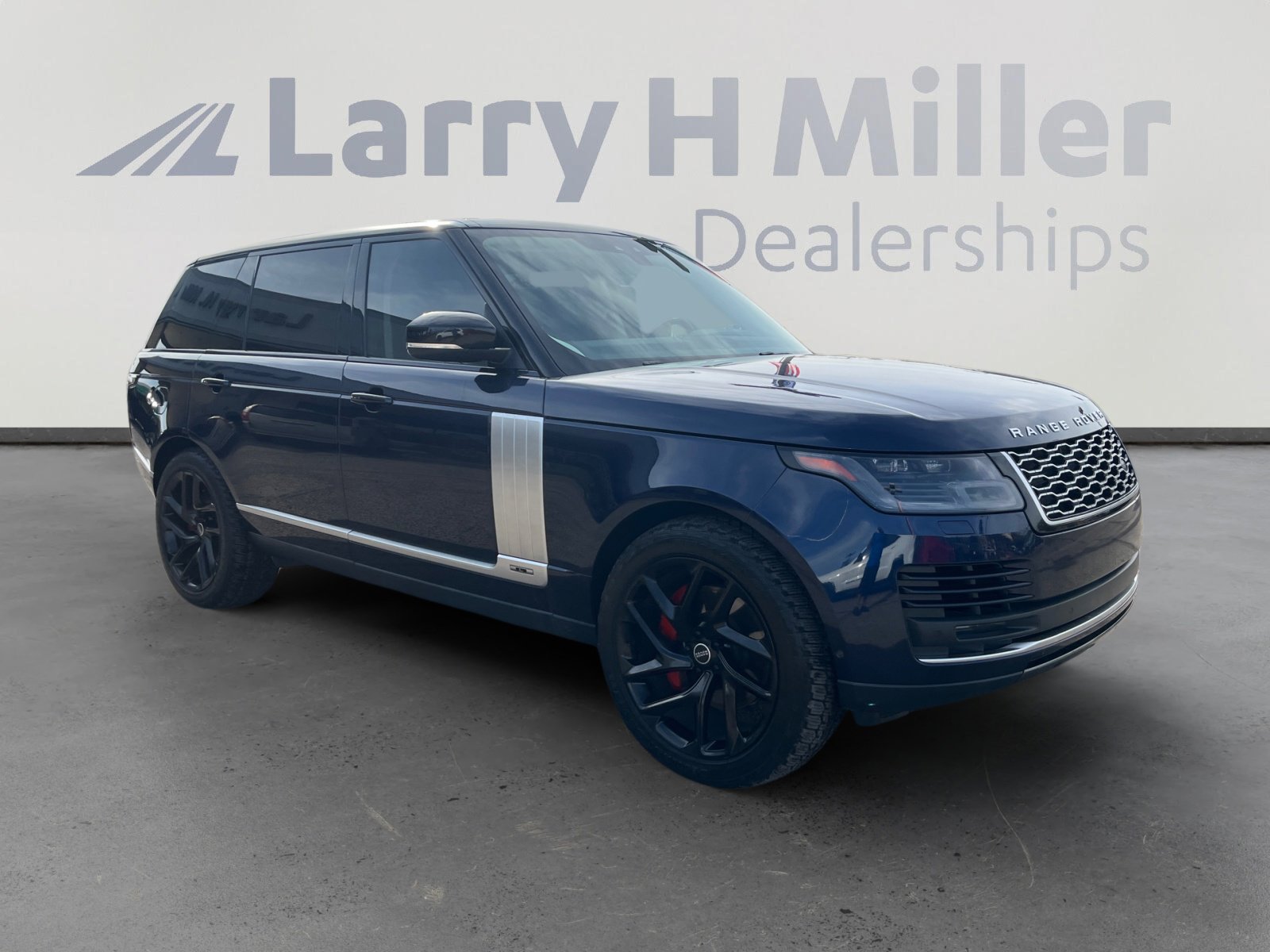Used 2018 Land Rover Range Rover Long Wheelbase Supercharged image 7