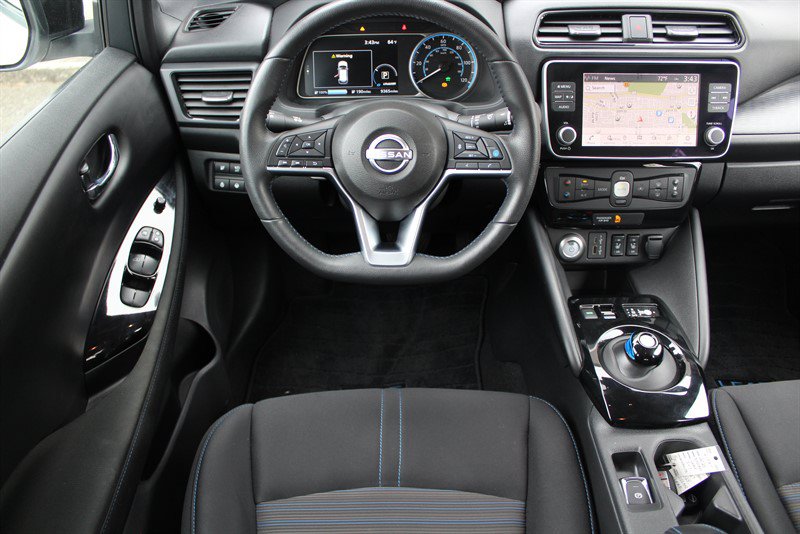 Used 2025 Nissan Leaf SV Plus FWD image 2
