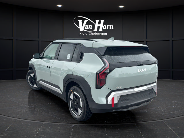 New 2027 Kia EV3 Wind FWD image 5