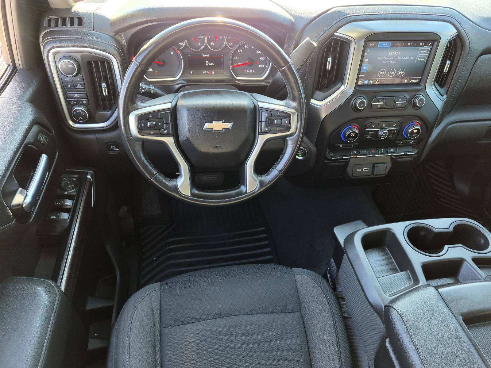 Used 2020 Chevrolet Silverado 1500 LT w/ Texas Edition AWD/4WD image 14