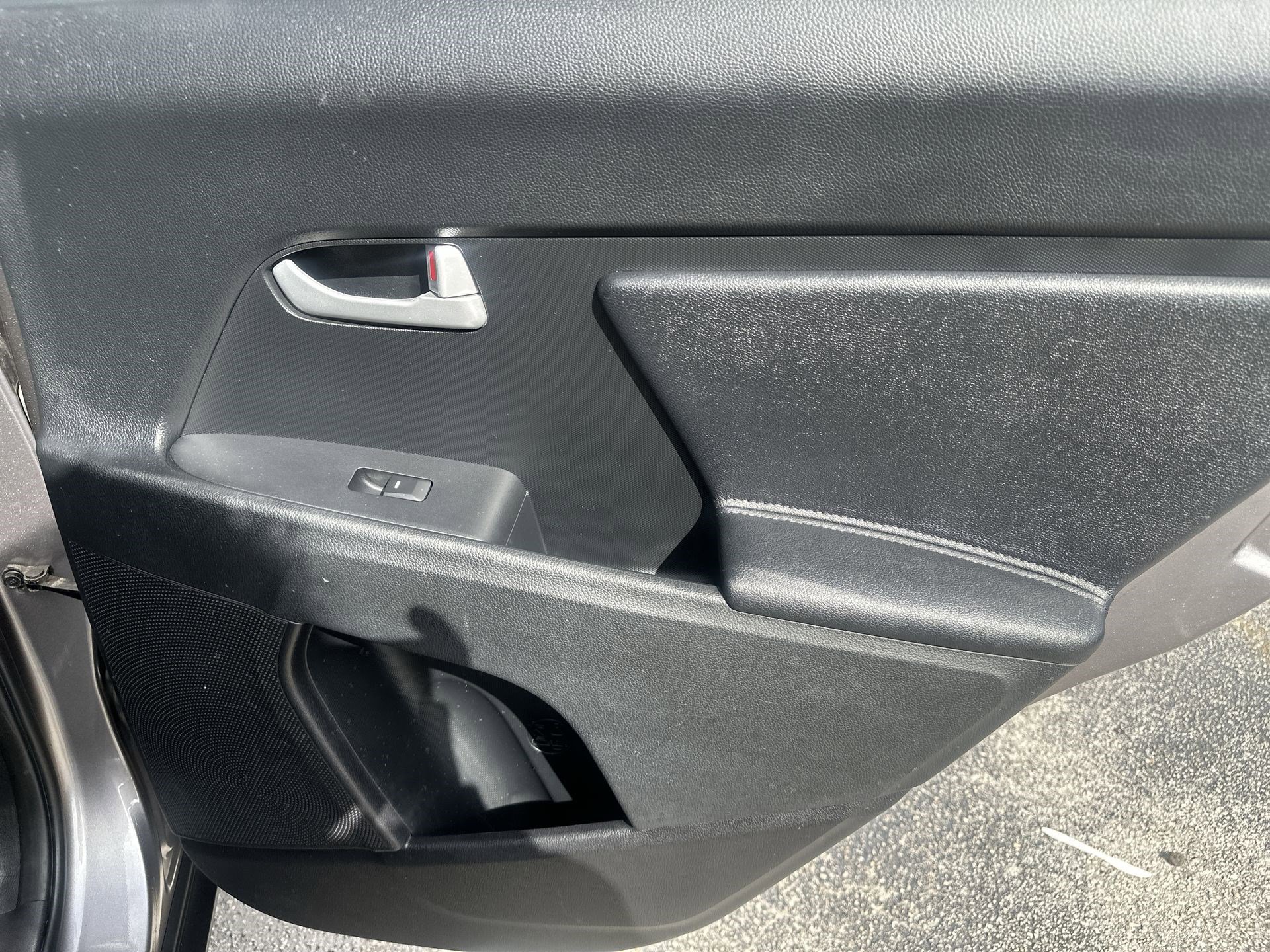 Used 2015 Kia Sportage LX image 31