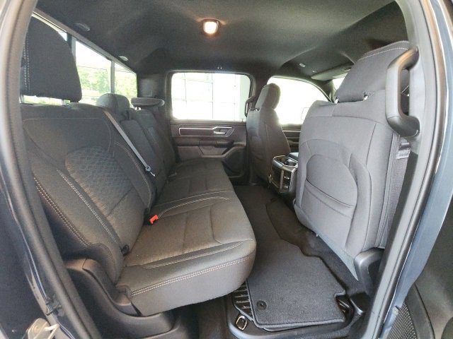 New 2026 RAM 1500 4x4 Crew Cab image 17