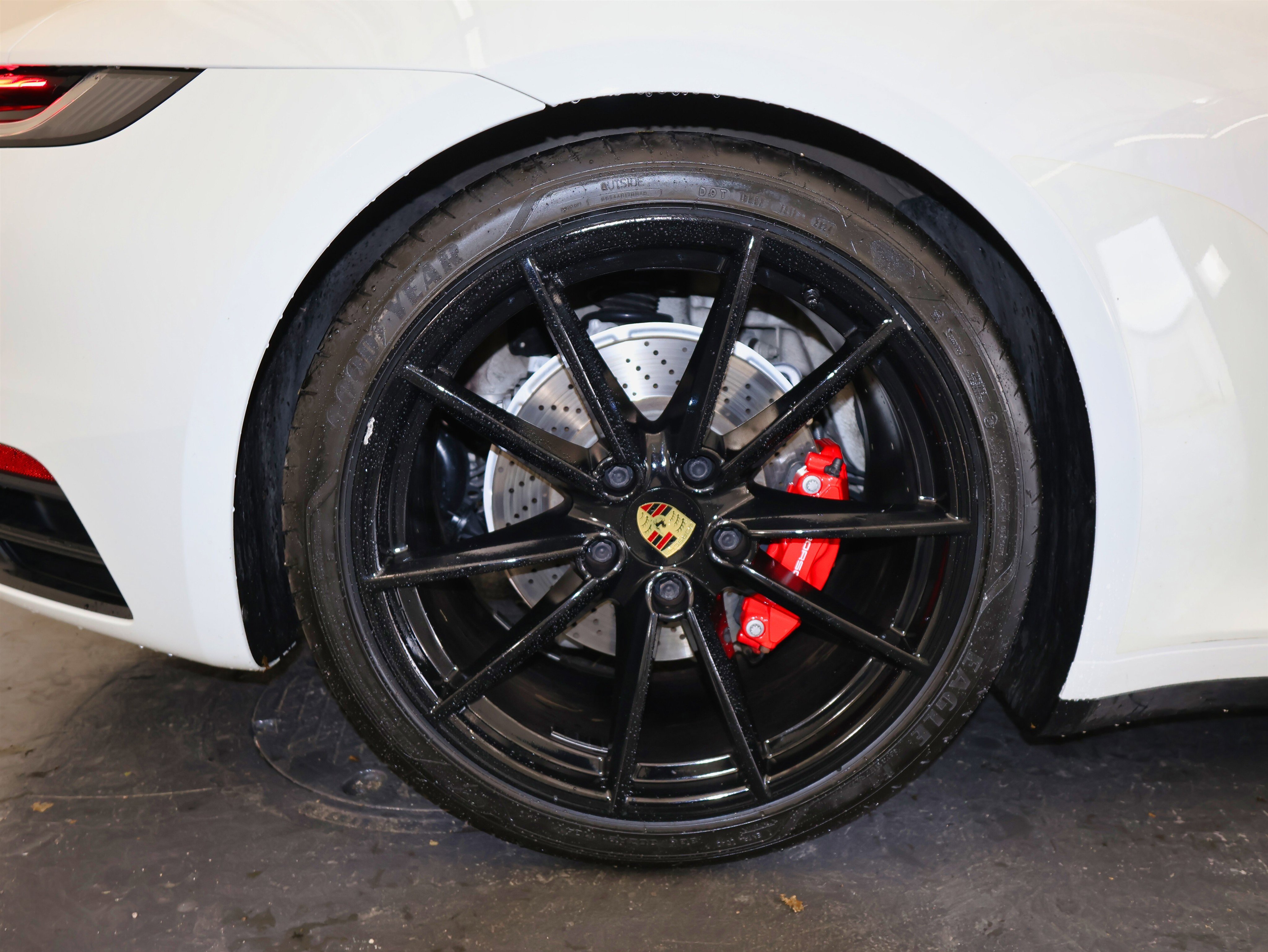 Used 2020 Porsche 911 Carrera 4S image 53