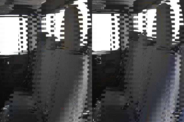 New 2025 Jeep Gladiator Willys image 18