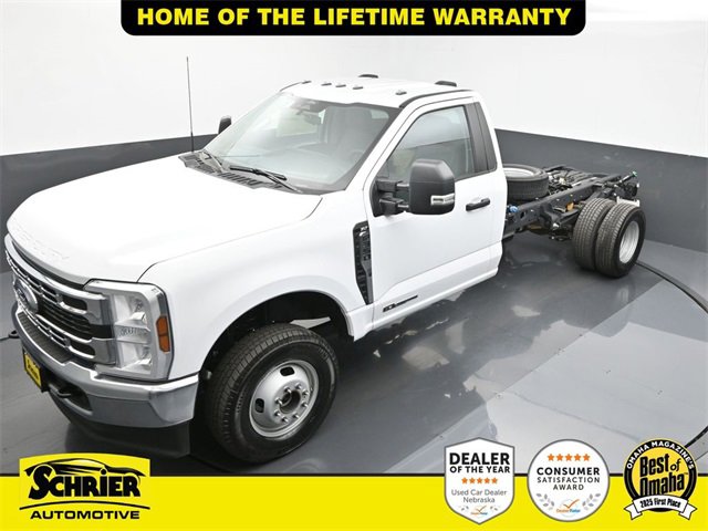 Used 2024 Ford F350 XLT image 43