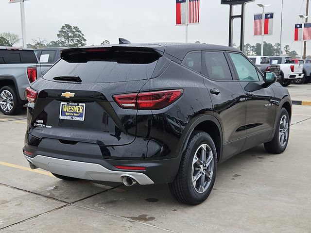 Used 2025 Chevrolet Blazer LT image 9