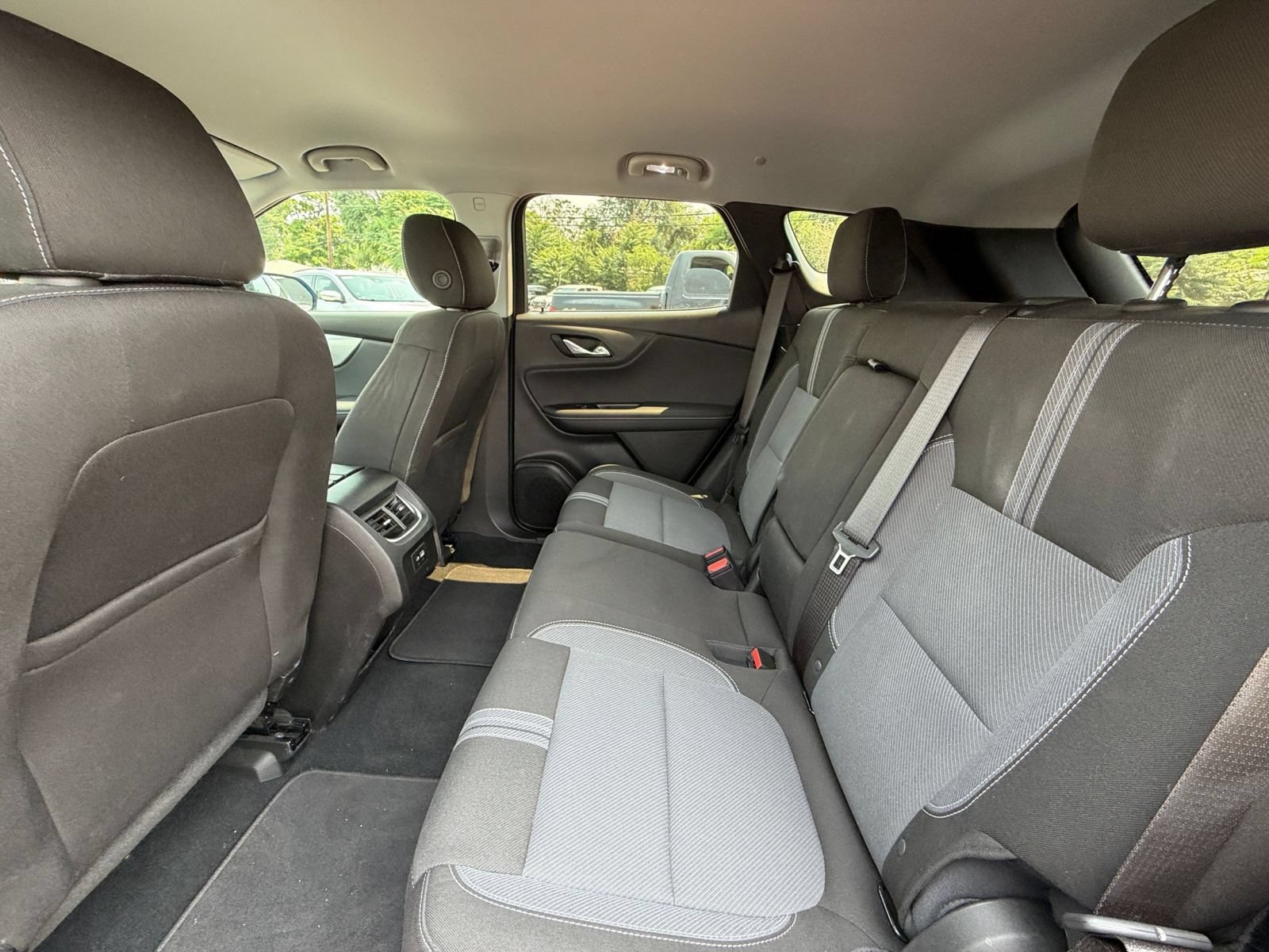 Used 2026 Chevrolet Blazer LT AWD/4WD image 25