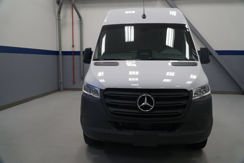 New 2026 Mercedes-Benz Sprinter 2500 image 2