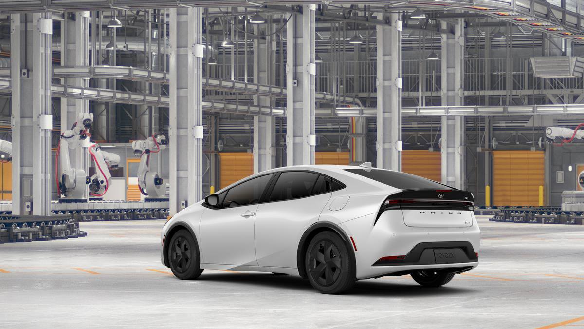 New 2026 Toyota Prius LE FWD image 6
