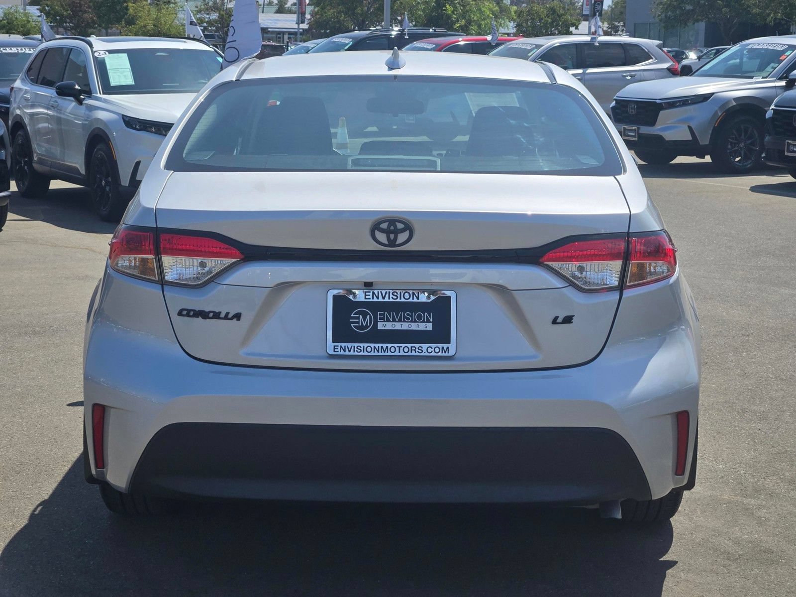 Used 2023 Toyota Corolla LE FWD image 6