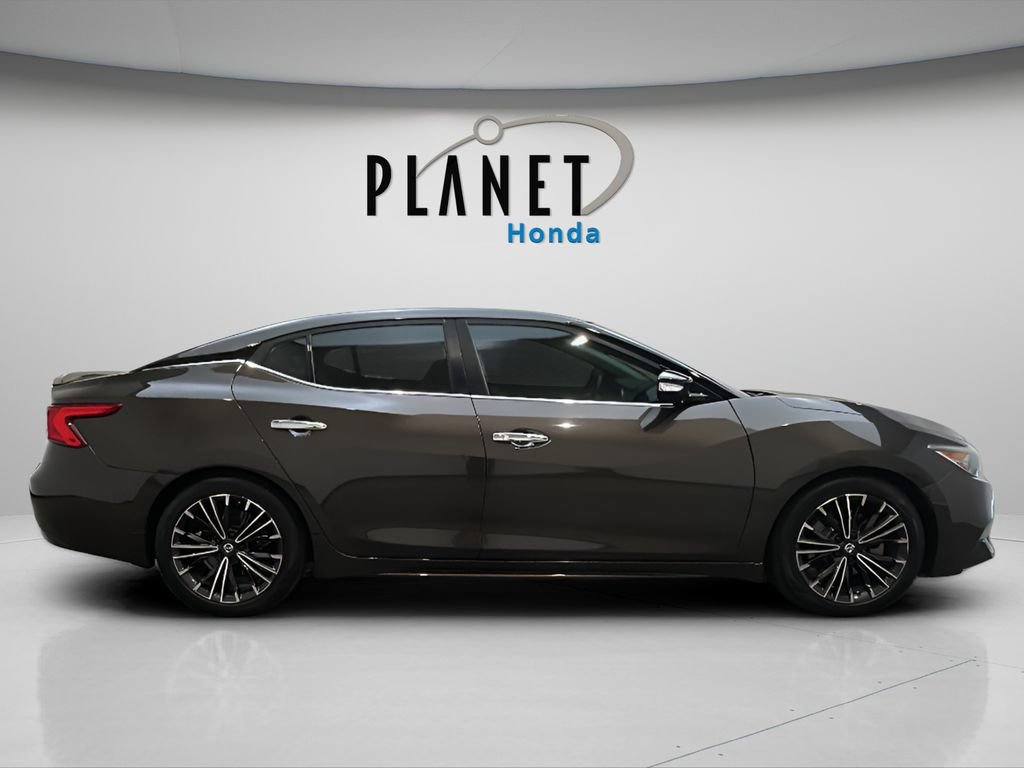 Used 2016 Nissan Maxima Platinum FWD image 10