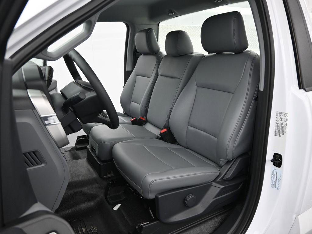 New 2025 Ford F550 2WD Regular Cab Super Duty image 10