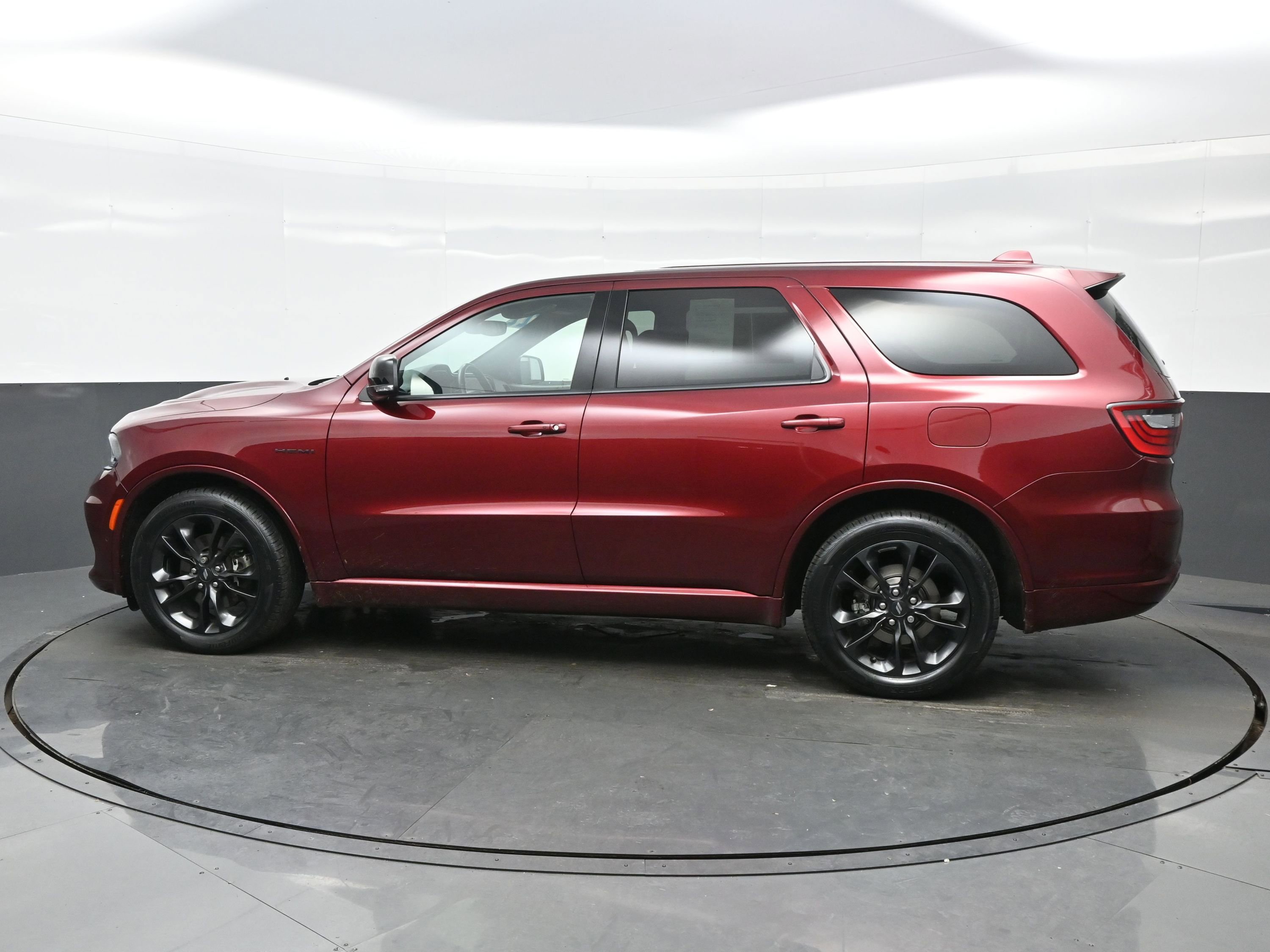 Used 2022 Dodge Durango R/T w/ Blacktop Package image 3