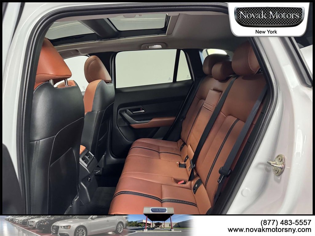 Used 2023 MAZDA CX-50 AWD 2.5 Turbo w/ Accent Package image 11