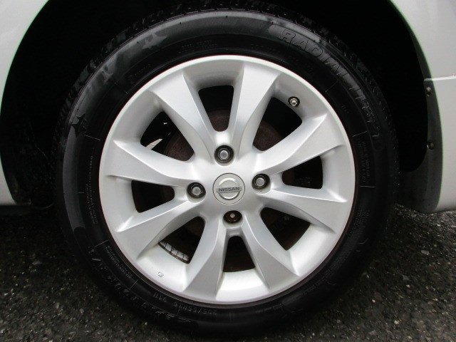 Used 2011 Nissan Sentra 2.0 SL w/ SL Special Value Pkg image 15