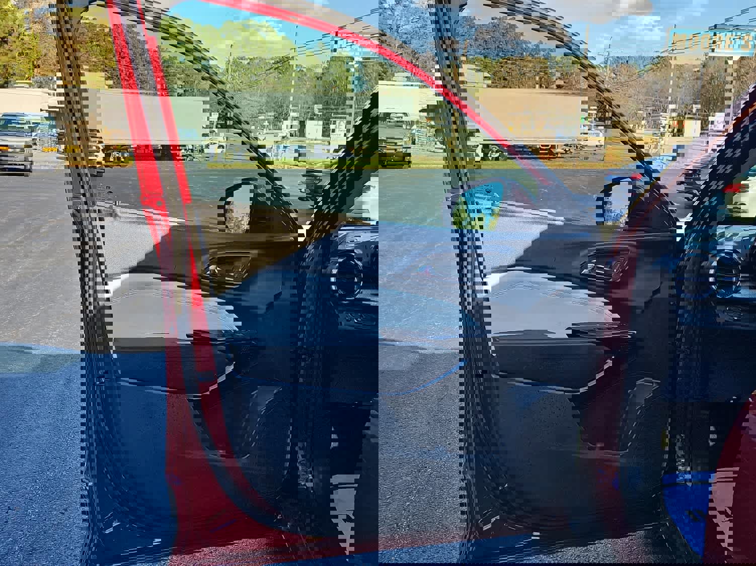 Used 2025 Chevrolet Trax LT w/ Driver Confidence Package image 10