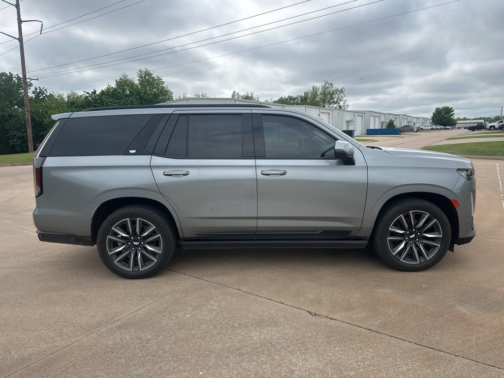 Used 2023 Cadillac Escalade Sport Platinum AWD/4WD image 6