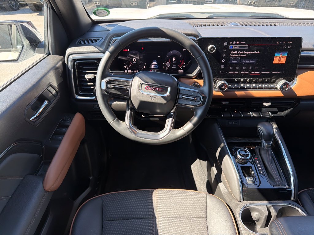 Used 2025 GMC Canyon AT4 AWD/4WD image 13