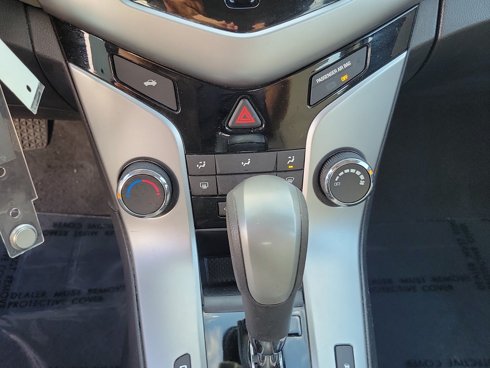 Used 2015 Chevrolet Cruze LT w/ Enhanced Safety Package FWD image 21
