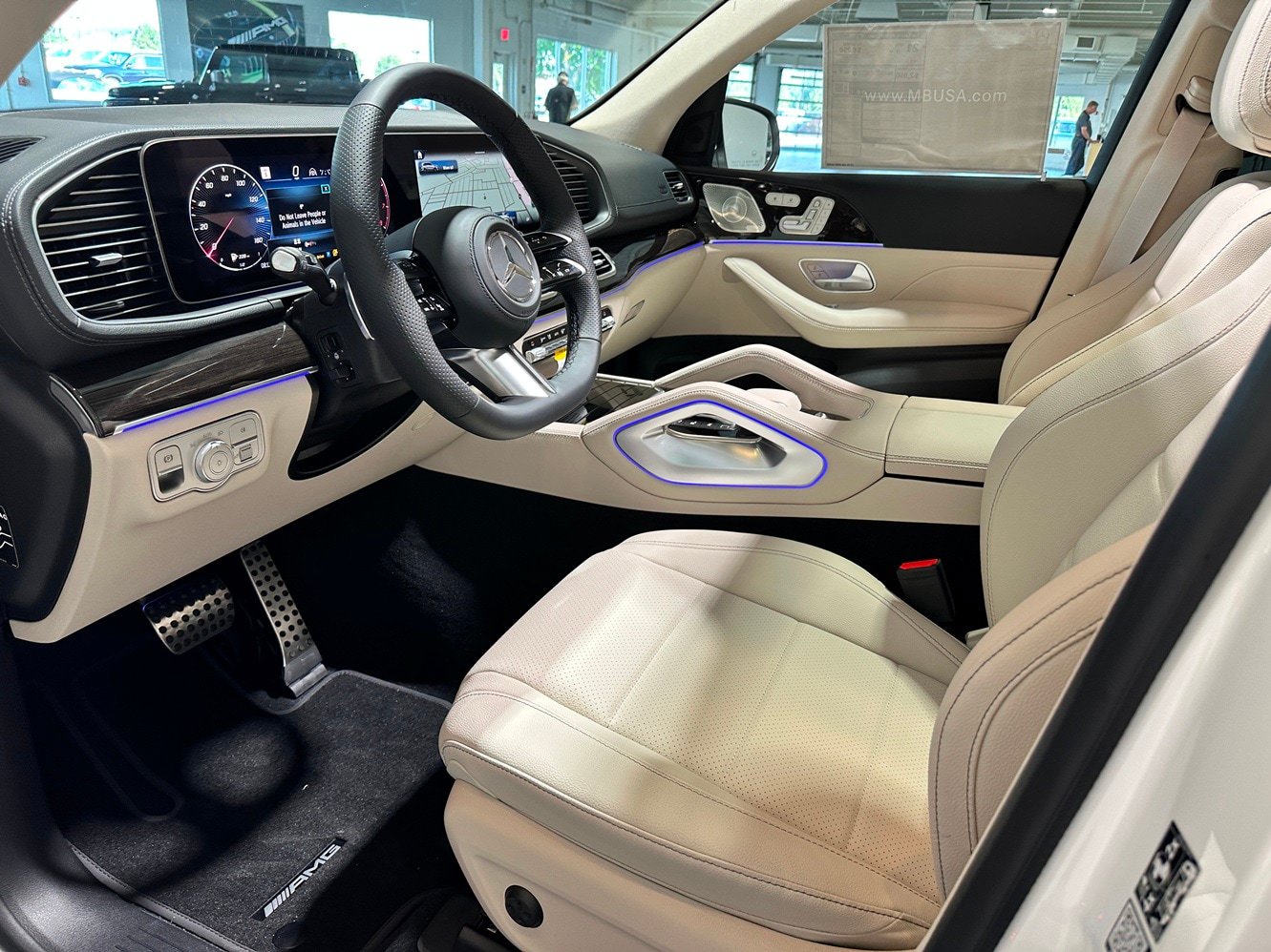 New 2026 Mercedes-Benz GLS 450 4MATIC image 7