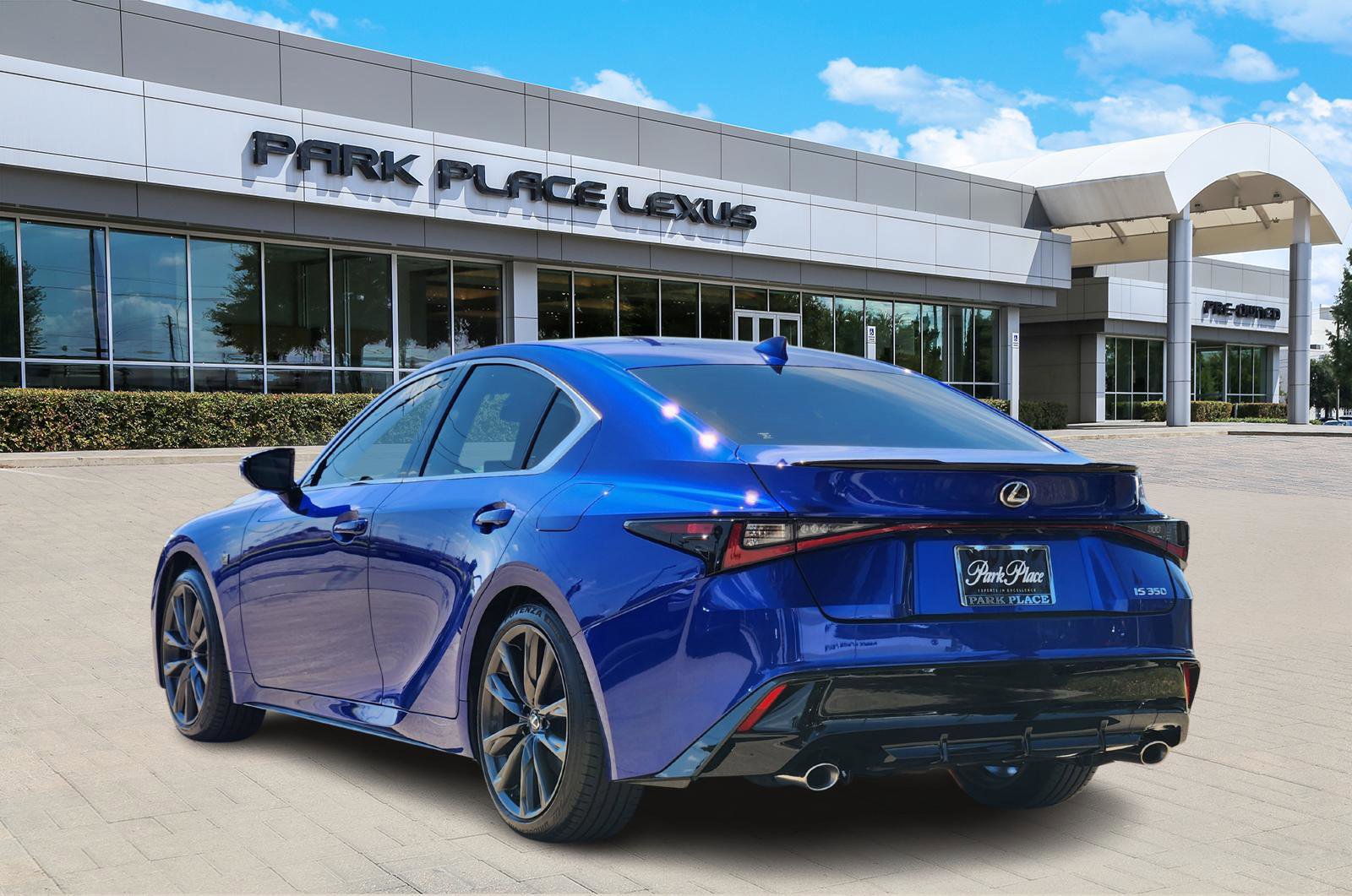 New 2025 Lexus IS 350 F Sport image 4